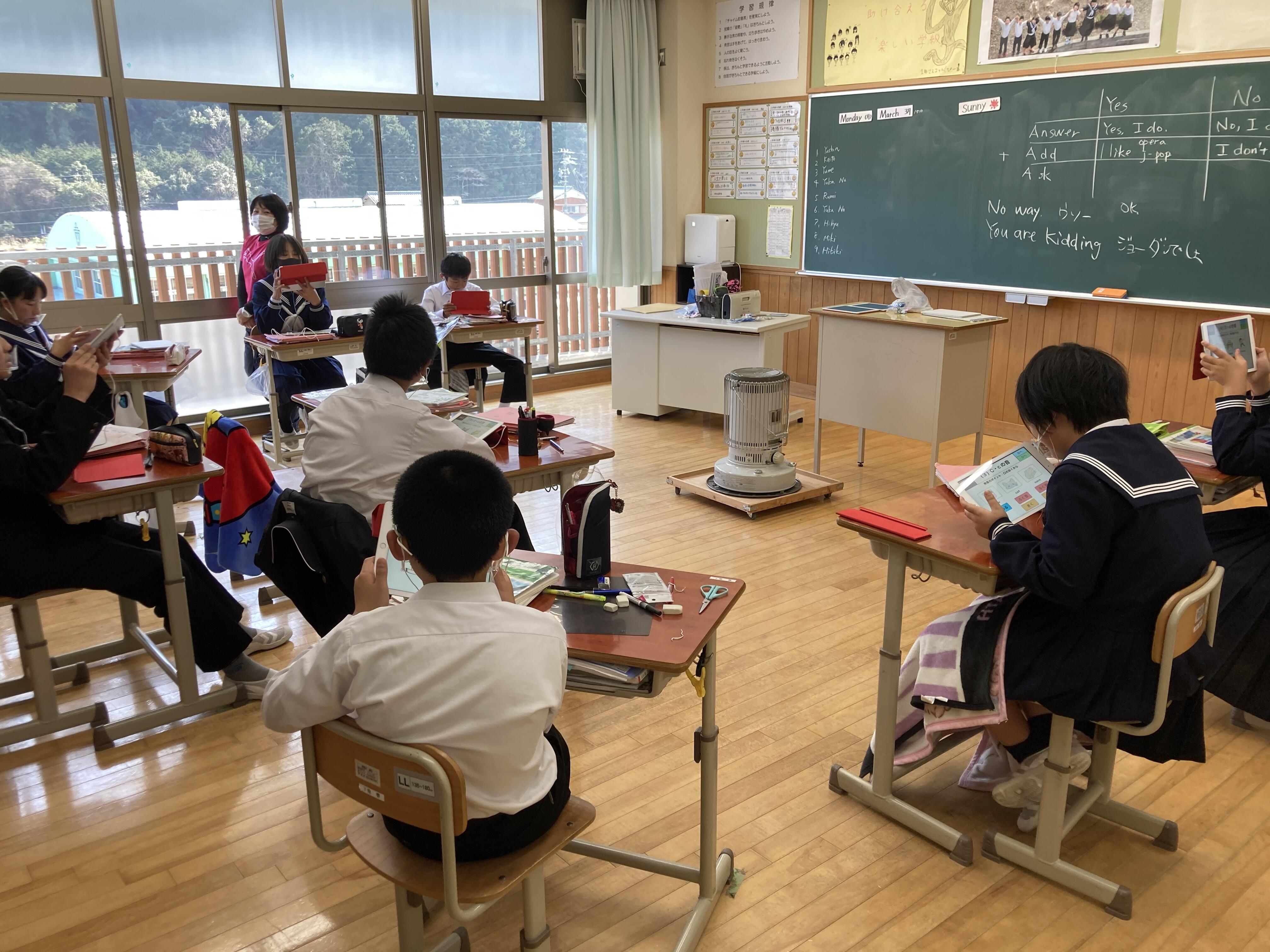 フォニックス学習の様子202103.jpg